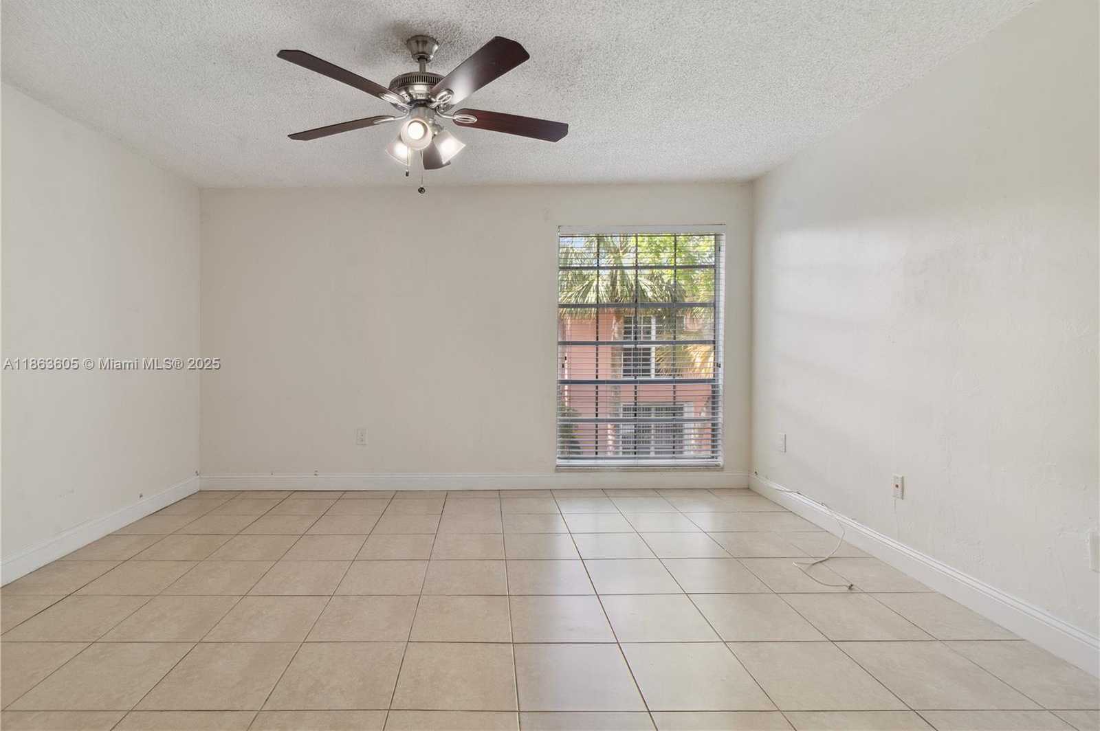 Small Image of 10834 NORTH KENDALL DR #X14, Miami Number 7