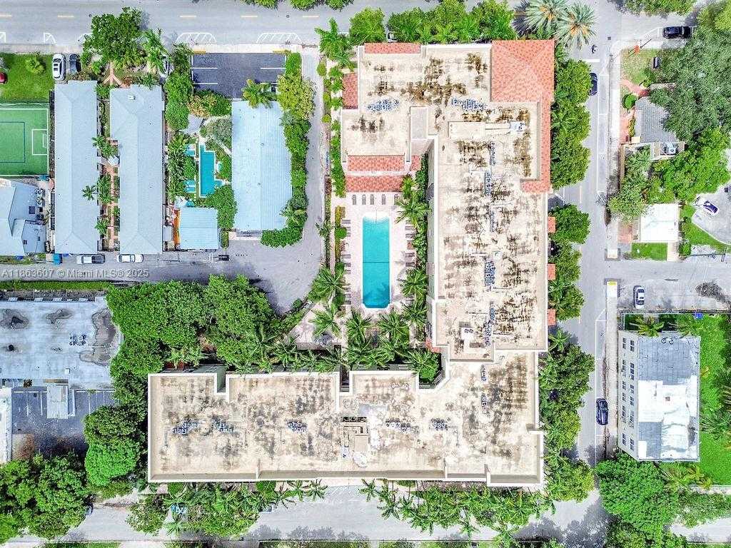 Small Image of 1900 VAN BUREN ST #311B, Hollywood Number 2