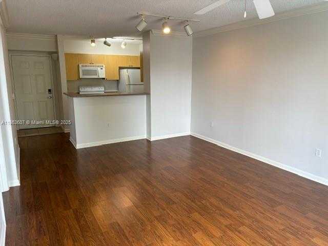 Small Image of 1900 VAN BUREN ST #311B, Hollywood Number 5