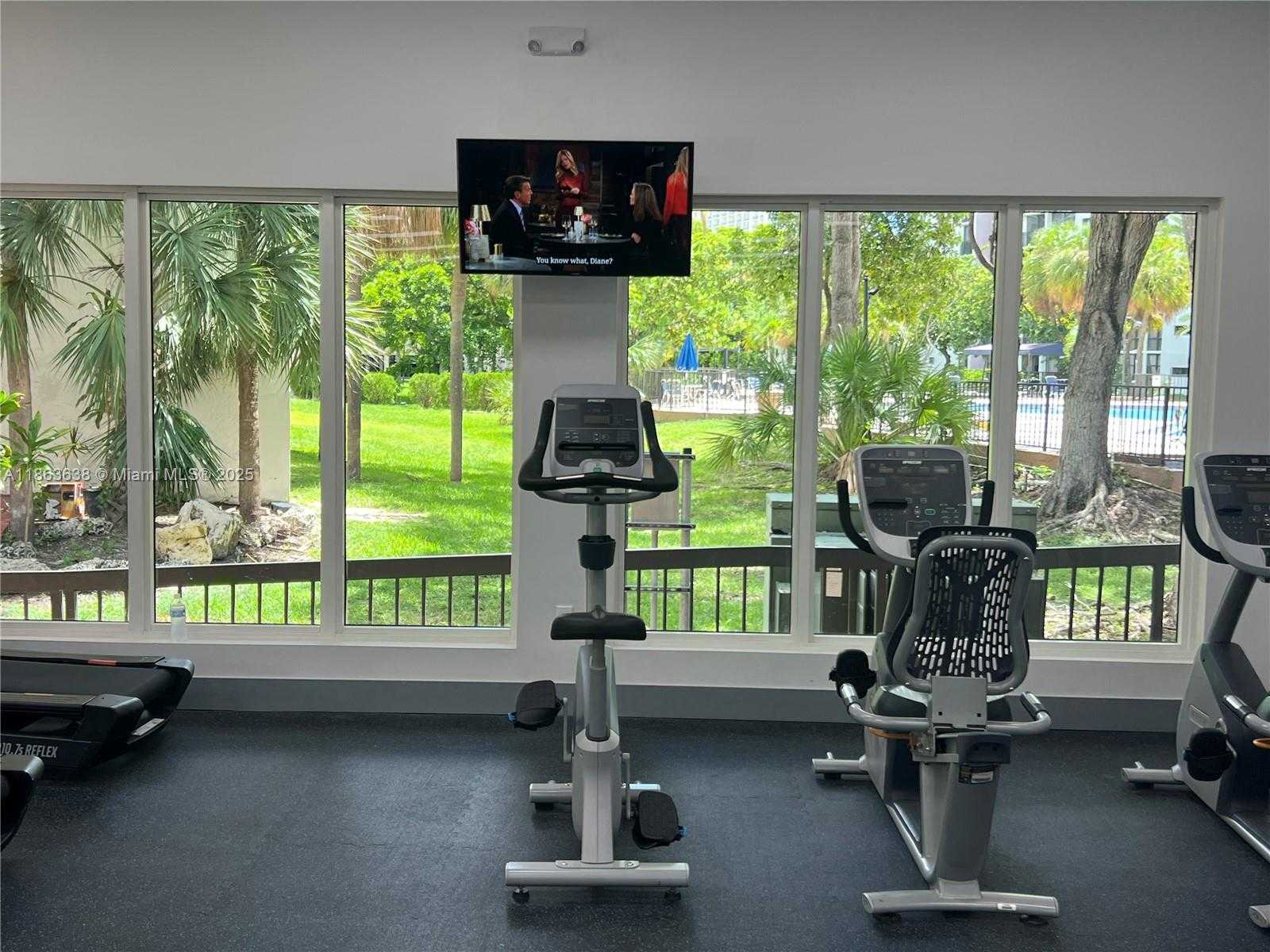 Small Image of 16909 NORTH BAY RD #119-1, Sunny Isles Beach Number 14