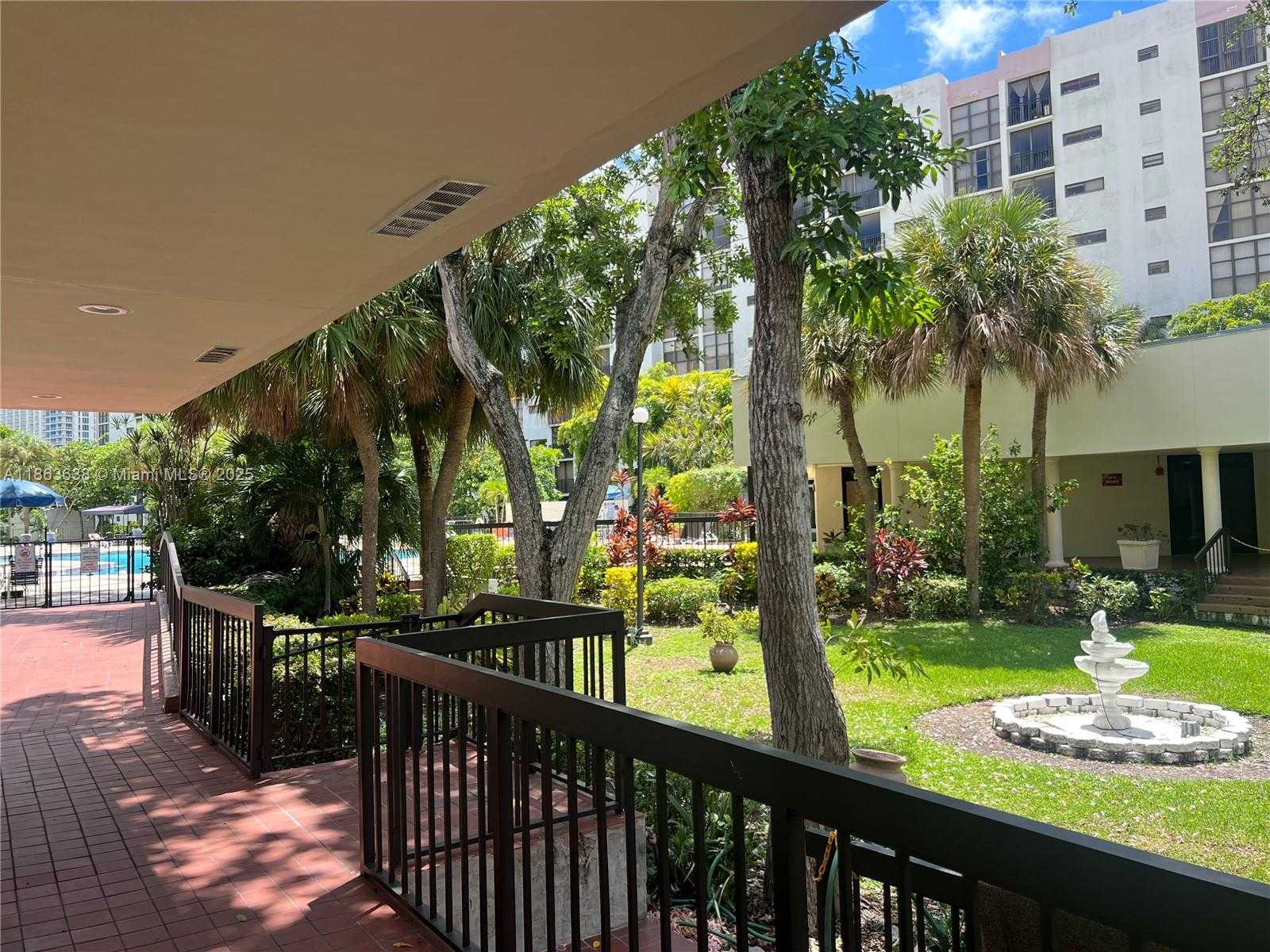 Small Image of 16909 NORTH BAY RD #119-1, Sunny Isles Beach Number 18