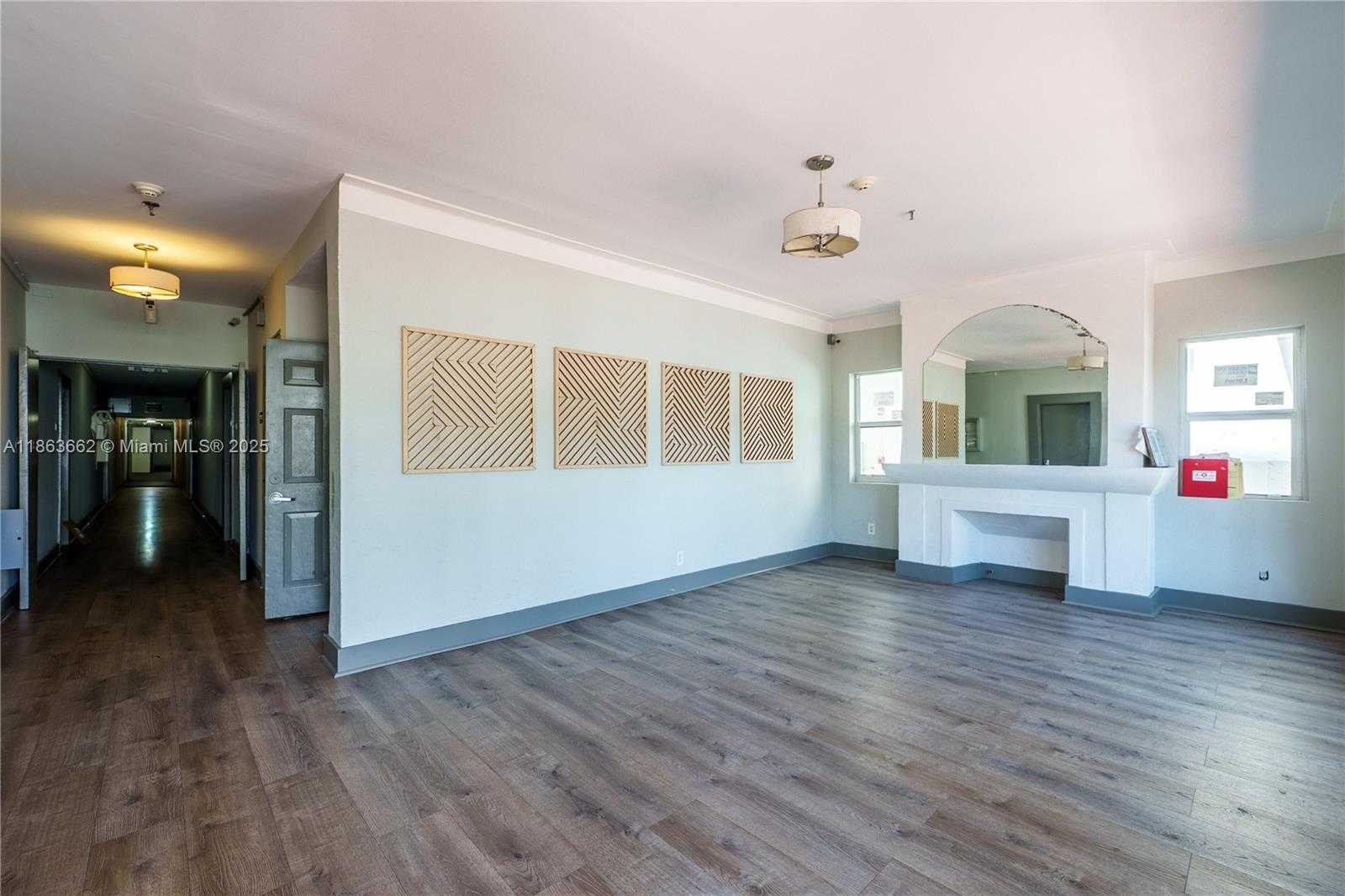 Small Image of 1320 DREXEL AVE #305, Miami Beach Number 18
