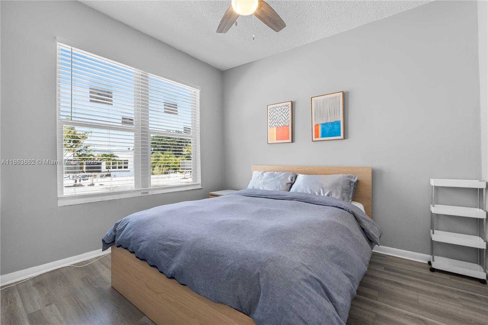 Small Image of 1320 DREXEL AVE #305, Miami Beach Number 7