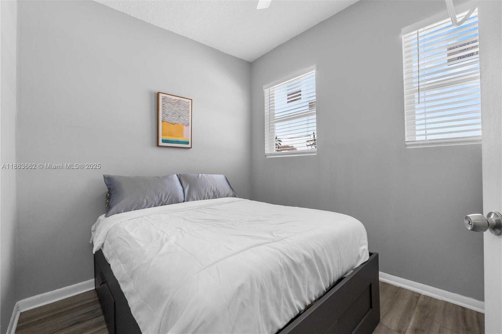 Small Image of 1320 DREXEL AVE #305, Miami Beach Number 8