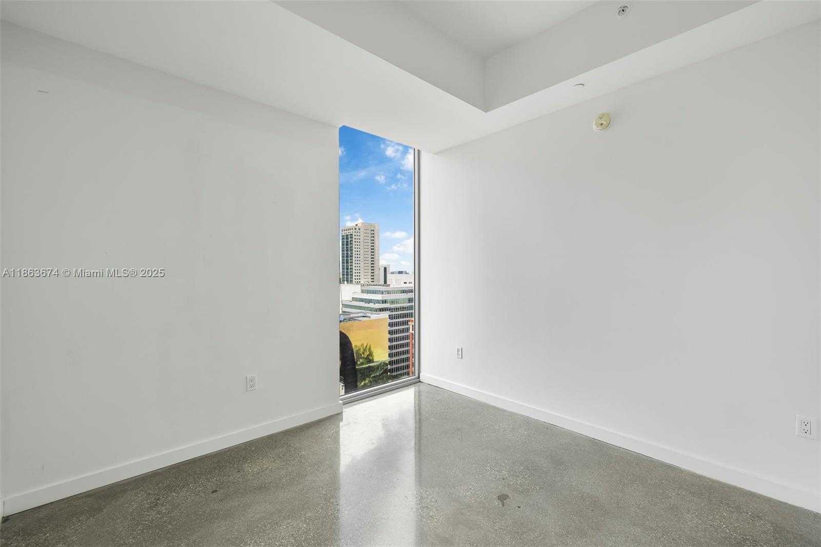Small Image of 151 SOUTH EAST 1ST ST #1711, Miami Number 11