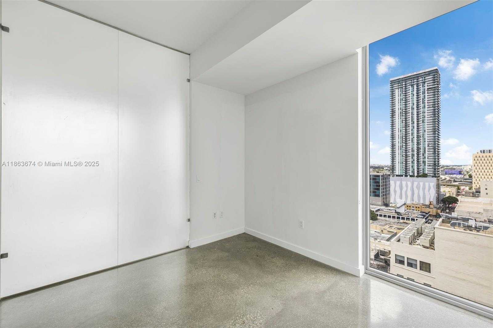 Small Image of 151 SOUTH EAST 1ST ST #1711, Miami Number 12