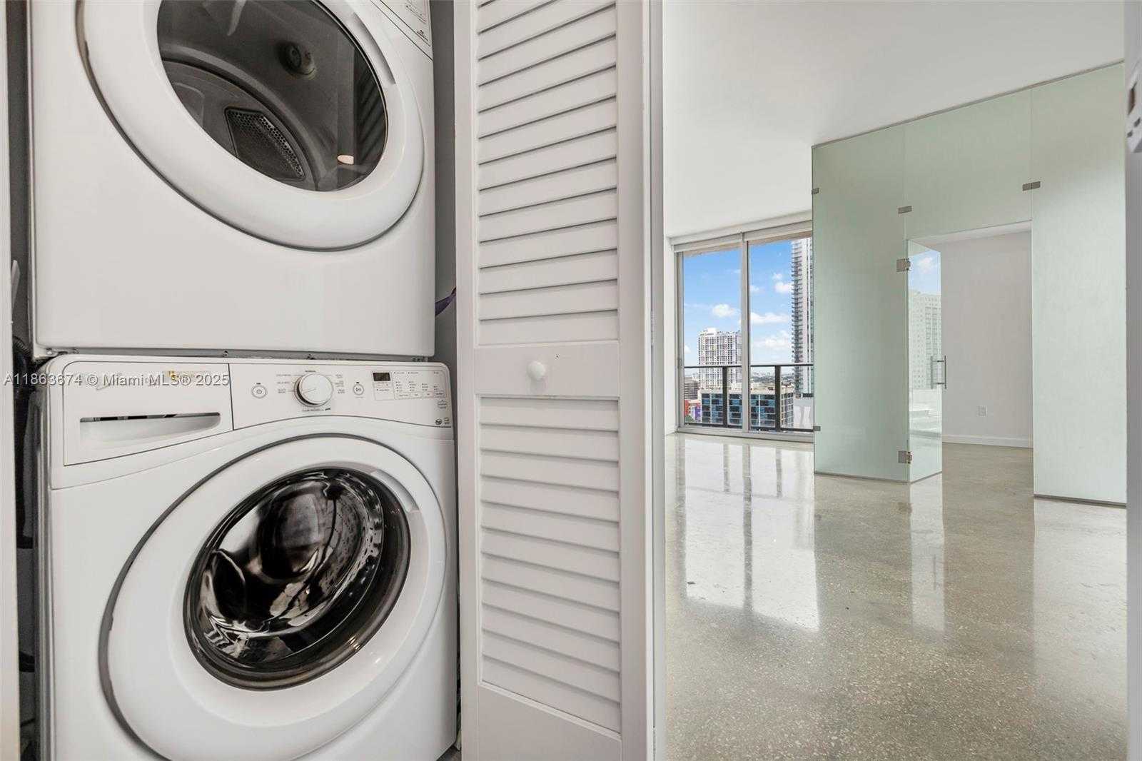 Small Image of 151 SOUTH EAST 1ST ST #1711, Miami Number 15