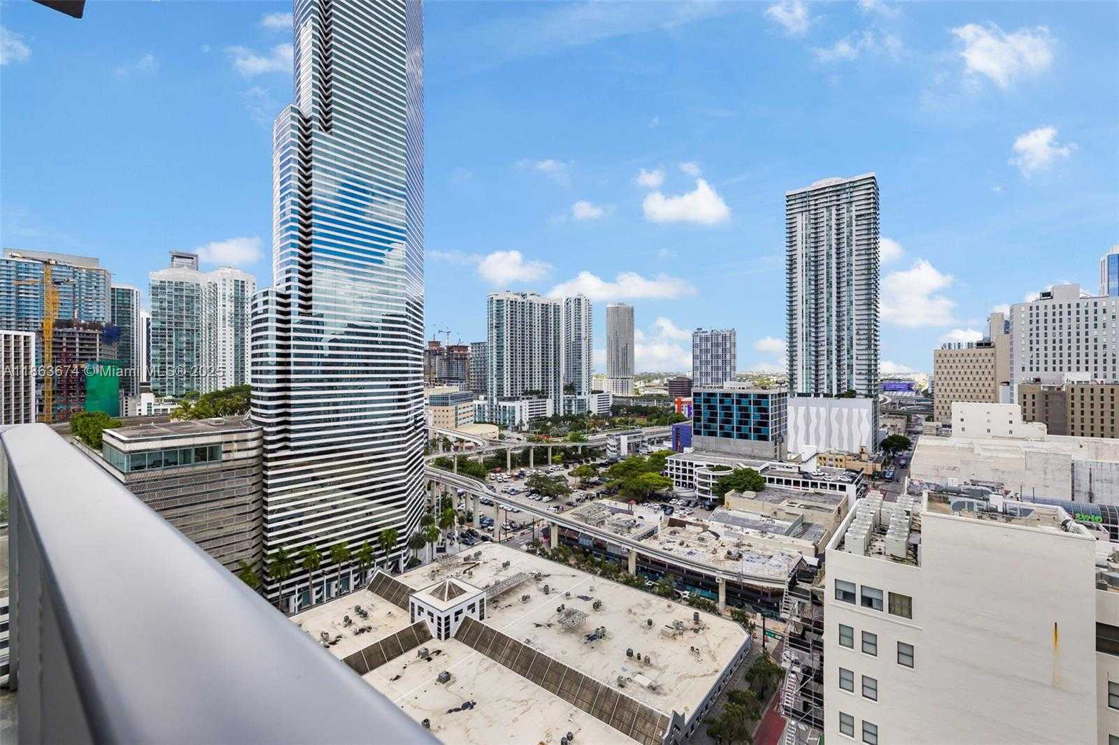 Small Image of 151 SOUTH EAST 1ST ST #1711, Miami Number 25