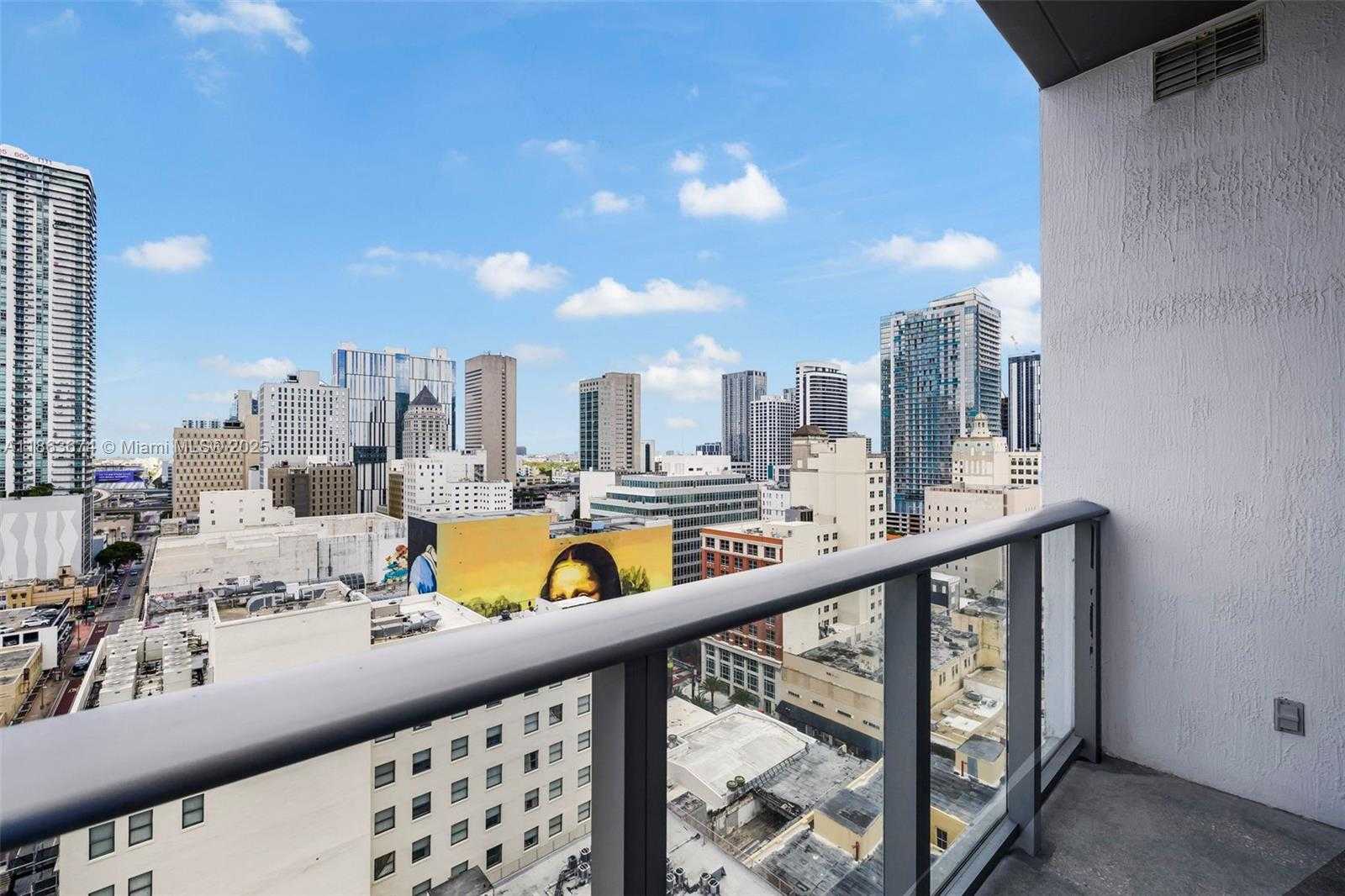 Small Image of 151 SOUTH EAST 1ST ST #1711, Miami Number 26