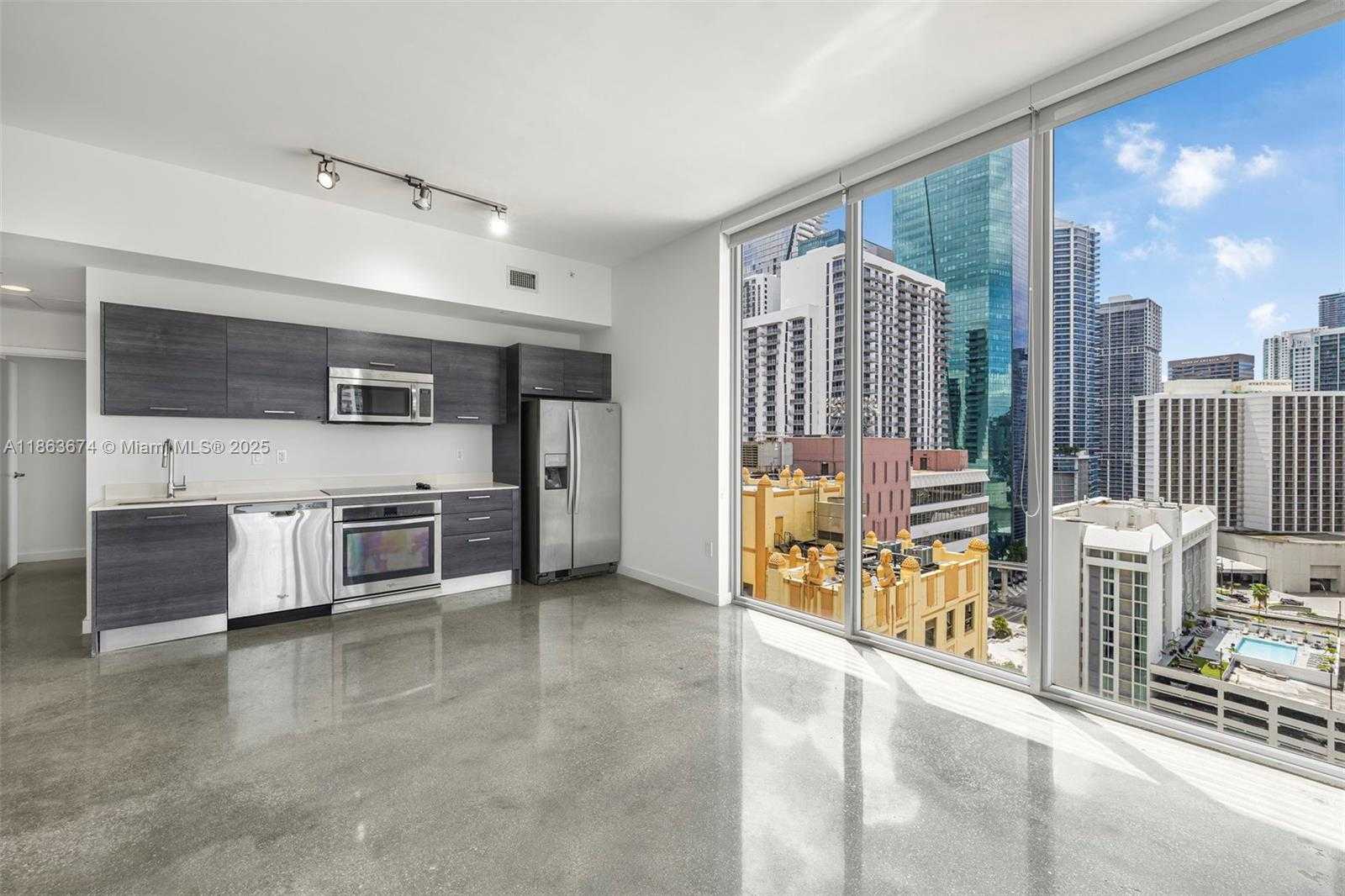 Small Image of 151 SOUTH EAST 1ST ST #1711, Miami Number 8