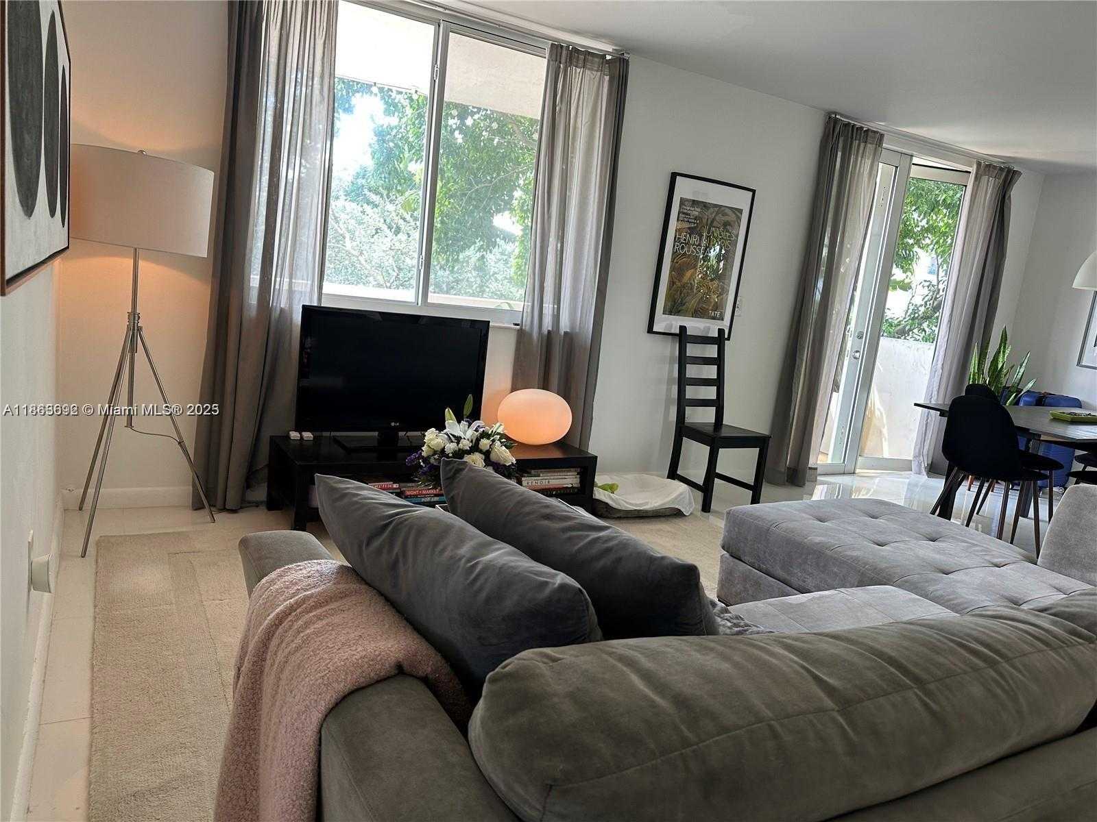 Small Image of 7728 ABBOTT AVE #302, Miami Beach Number 5