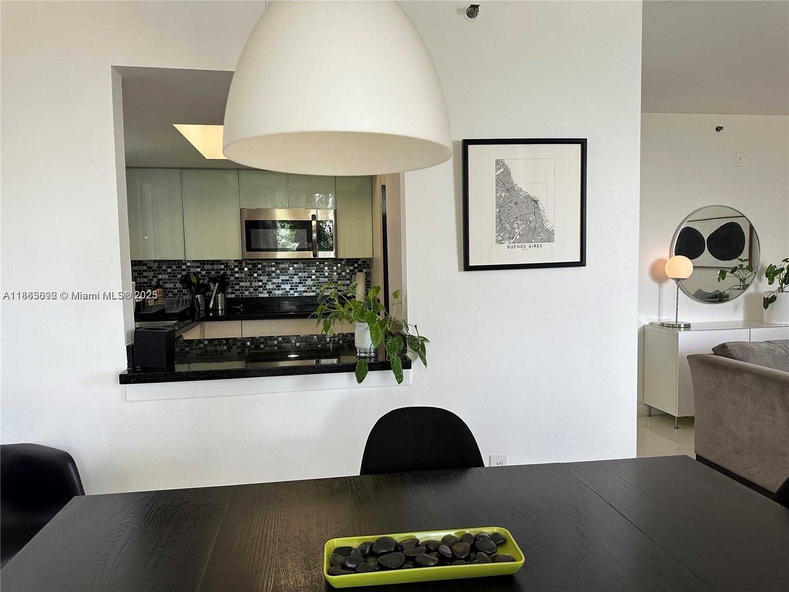 Small Image of 7728 ABBOTT AVE #302, Miami Beach Number 8