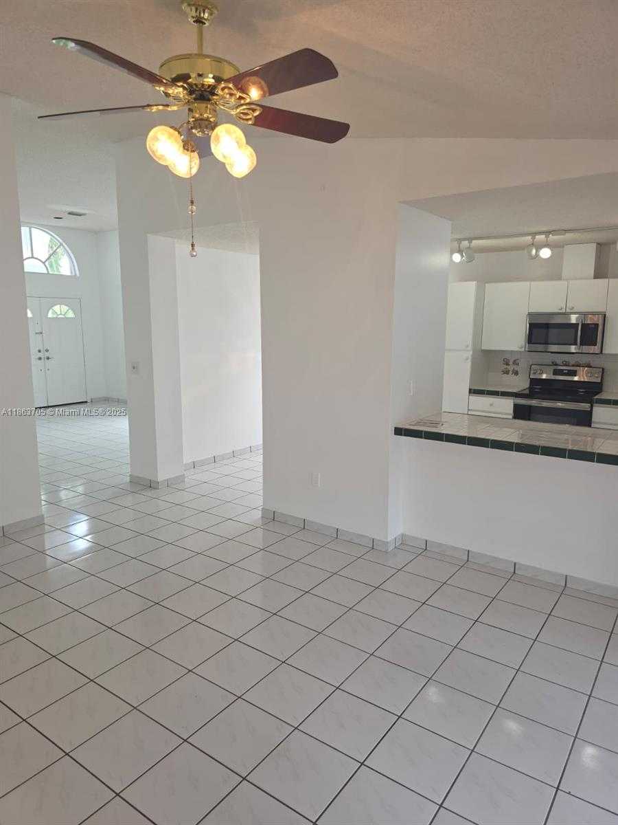 Small Image of 13230 NORTH WEST 10TH ST, Miami Number 12