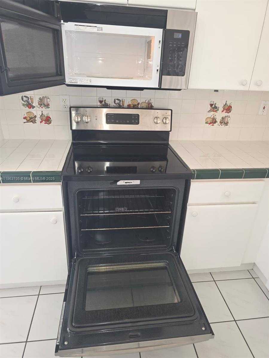 Small Image of 13230 NORTH WEST 10TH ST, Miami Number 20