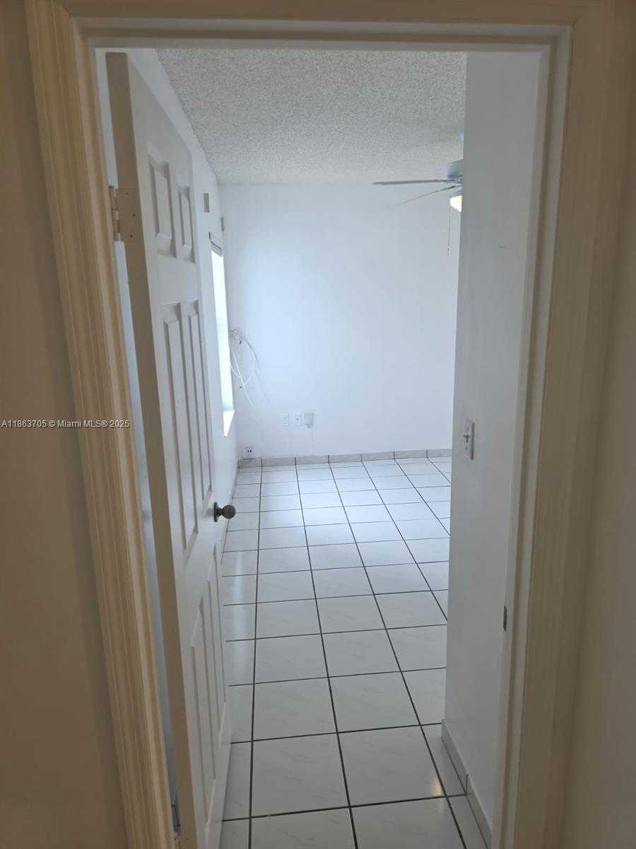 Small Image of 13230 NORTH WEST 10TH ST, Miami Number 25