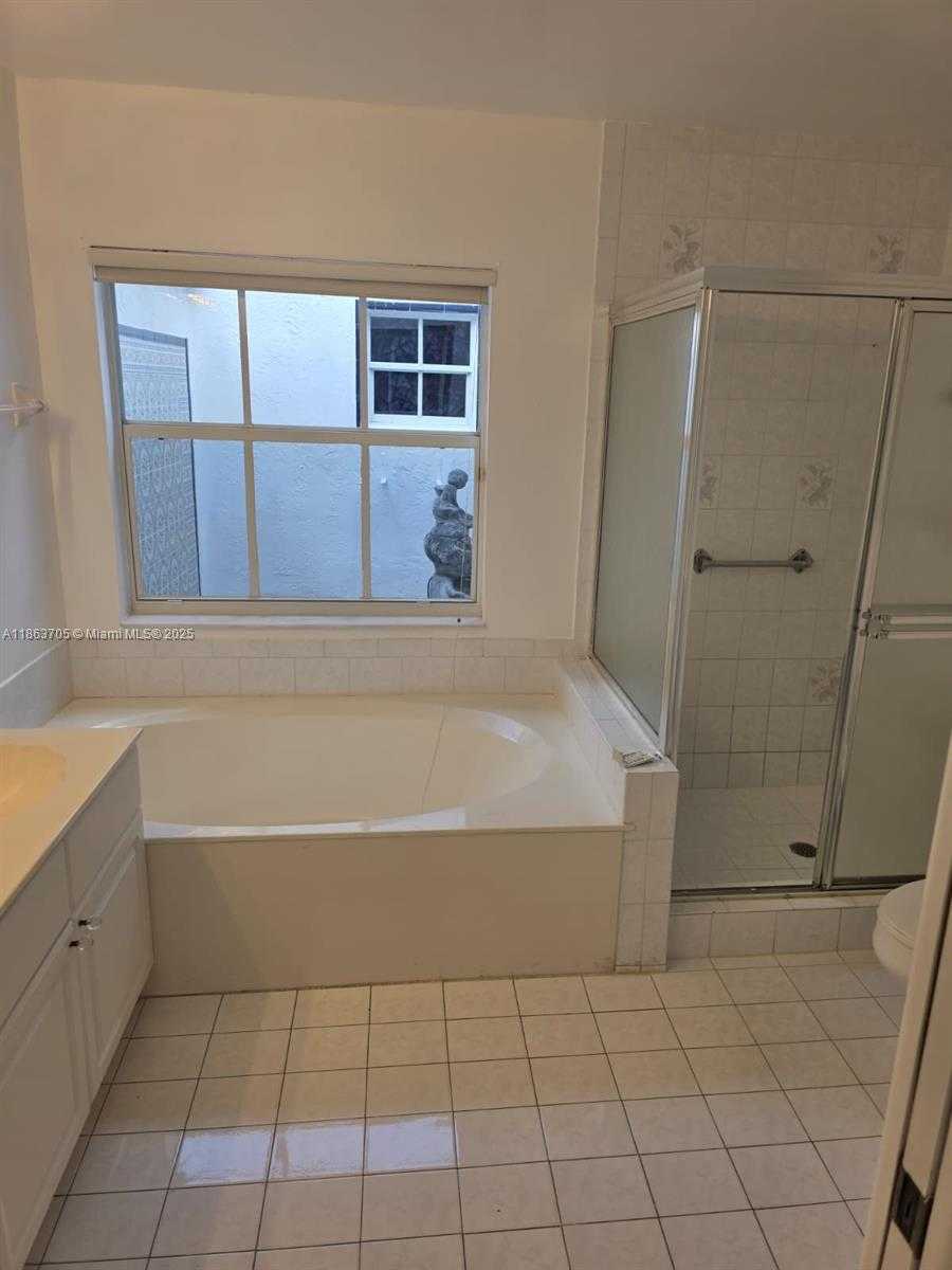 Small Image of 13230 NORTH WEST 10TH ST, Miami Number 35