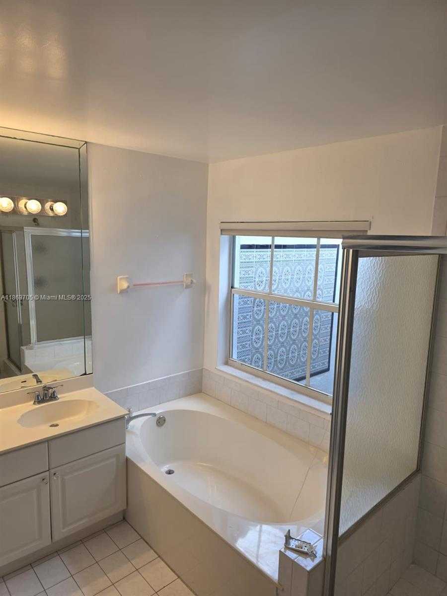 Small Image of 13230 NORTH WEST 10TH ST, Miami Number 36