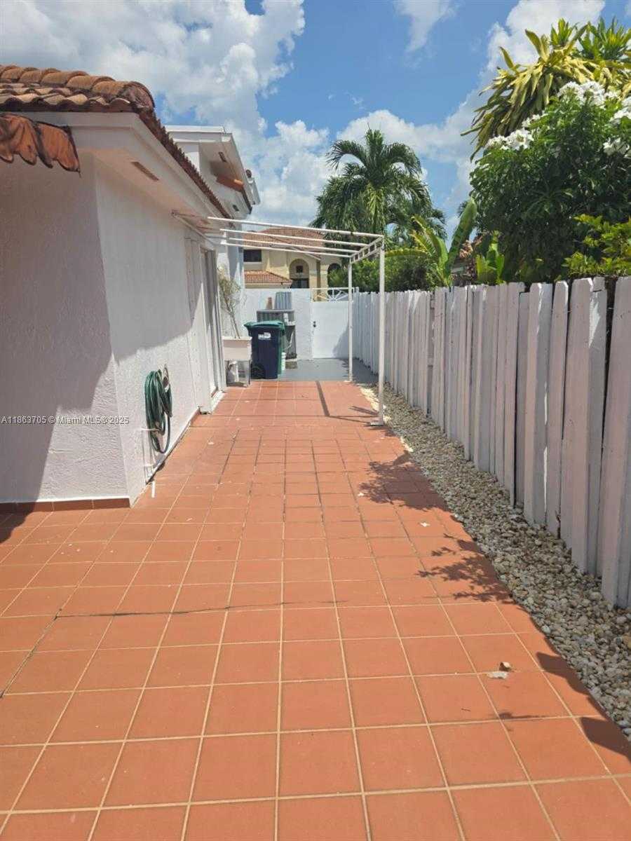 Small Image of 13230 NORTH WEST 10TH ST, Miami Number 46