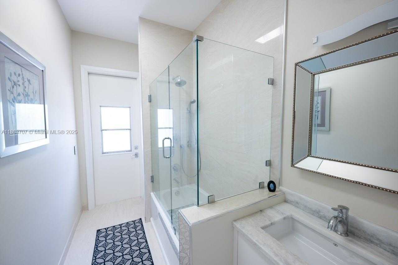 Small Image of 17969 FAIROAKS WAY #NA, Boca Raton Number 16