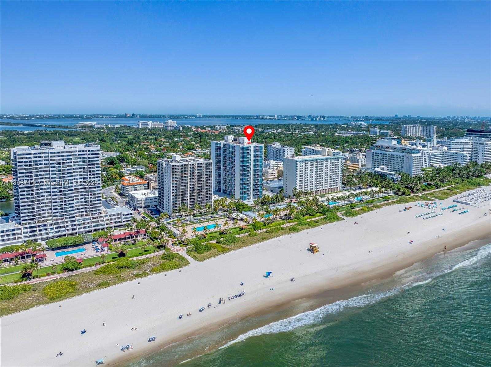Small Image of 2655 COLLINS AVE #407, Miami Beach Number 12