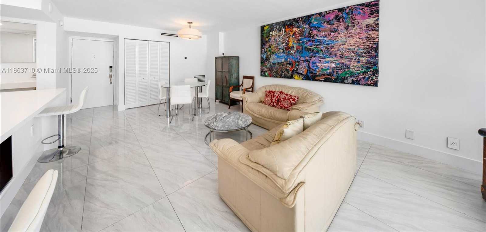 Small Image of 2655 COLLINS AVE #407, Miami Beach Number 21