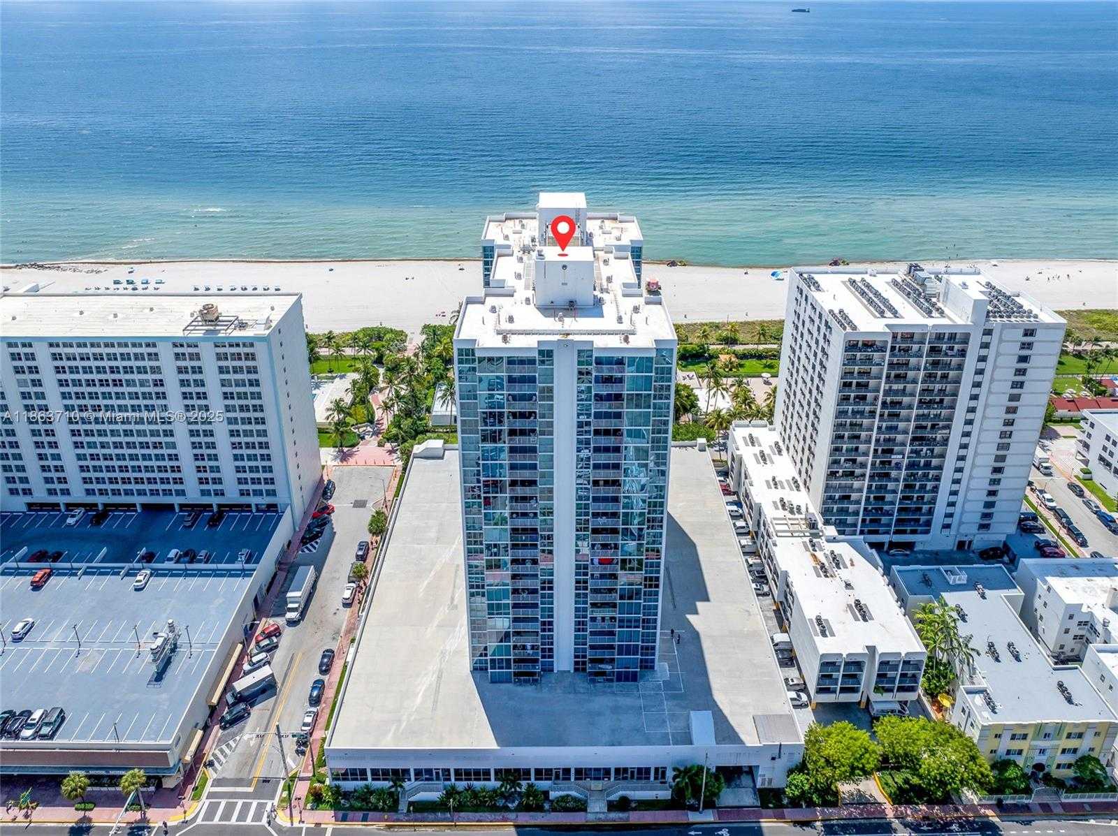 Small Image of 2655 COLLINS AVE #407, Miami Beach Number 3