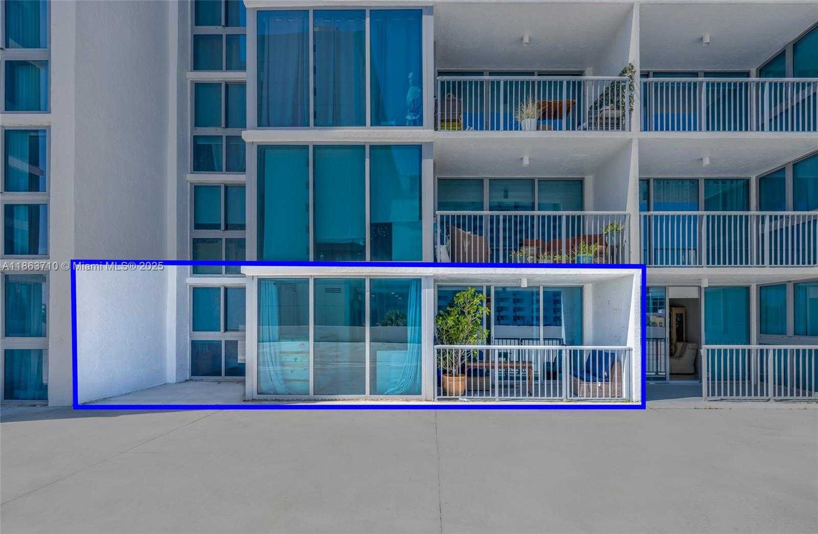 Small Image of 2655 COLLINS AVE #407, Miami Beach Number 37
