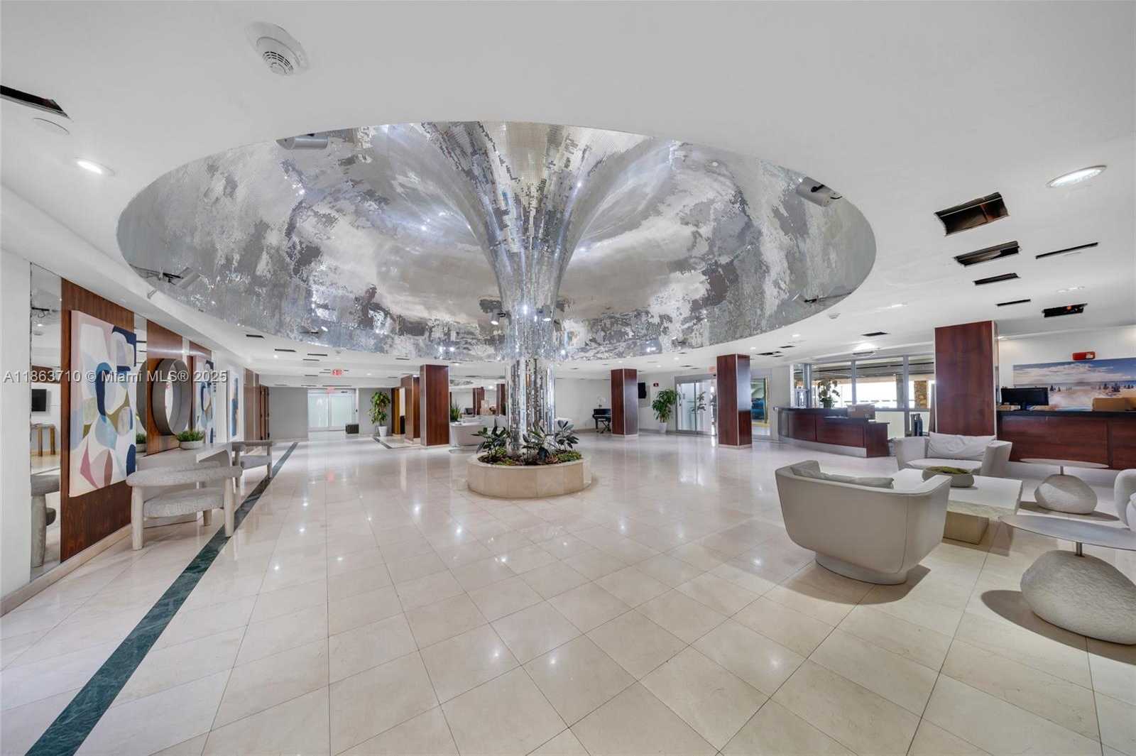 Small Image of 2655 COLLINS AVE #407, Miami Beach Number 41