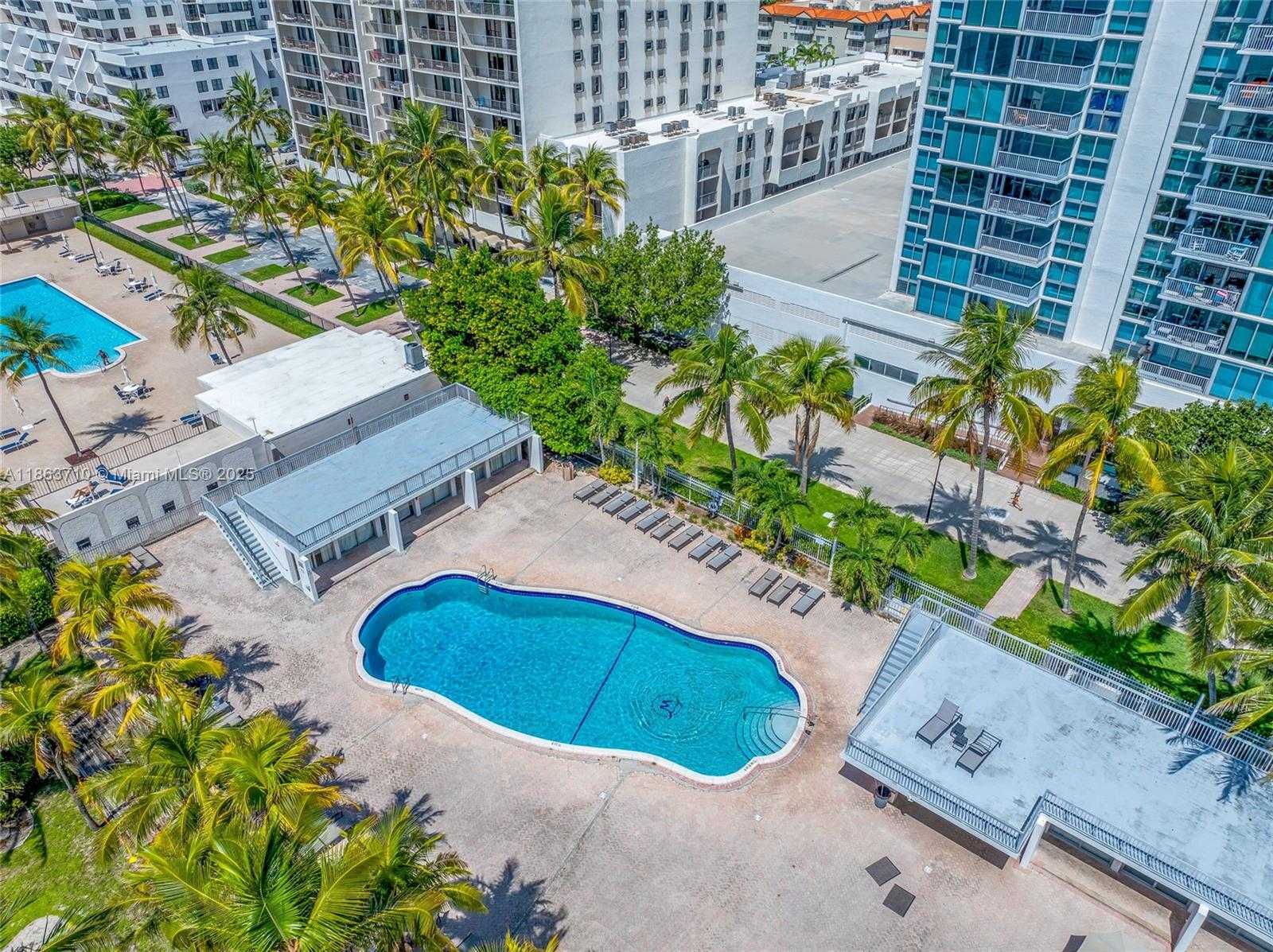 Small Image of 2655 COLLINS AVE #407, Miami Beach Number 8