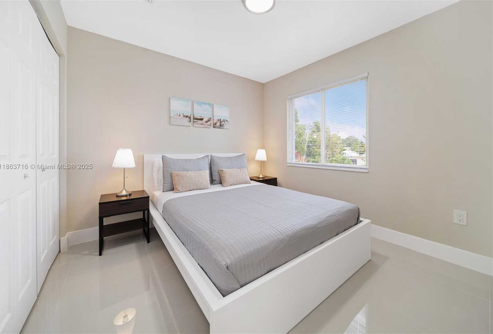 Small Image of 1183 NORTH EAST 111TH ST #1183, Miami Number 12