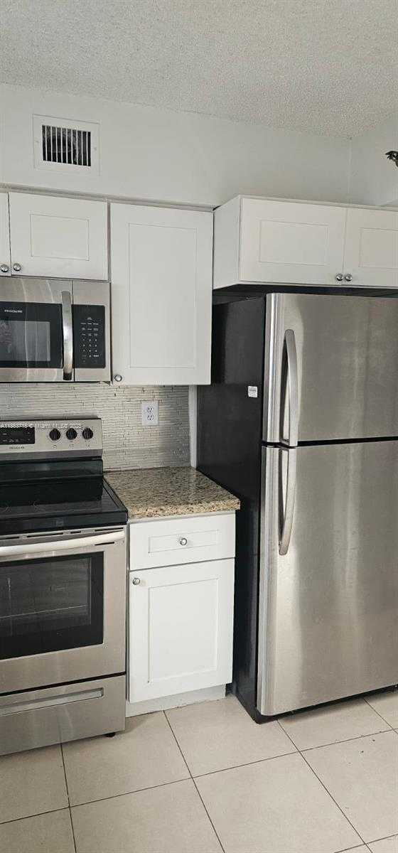 Small Image of 3300 NORTH EAST 192ND ST #1012, Aventura Number 4