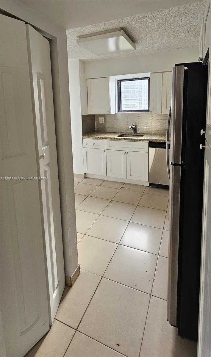 Small Image of 3300 NORTH EAST 192ND ST #1012, Aventura Number 6