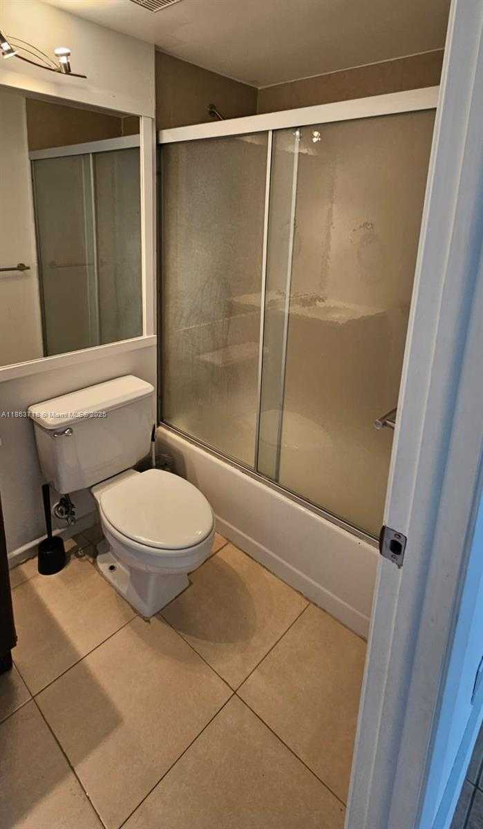 Small Image of 3300 NORTH EAST 192ND ST #1012, Aventura Number 9