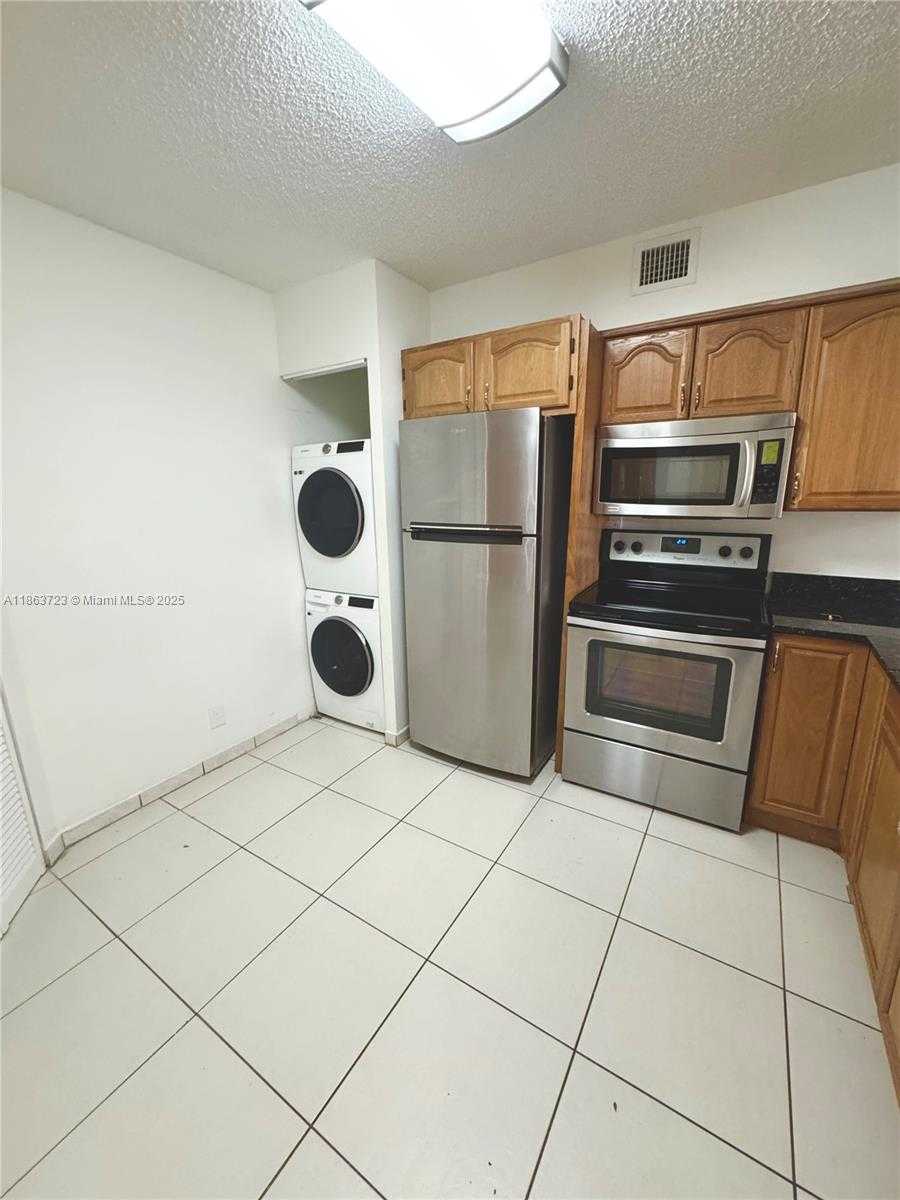 Small Image of 9500 SOUTH WEST 140TH CT #9500, Miami Number 5