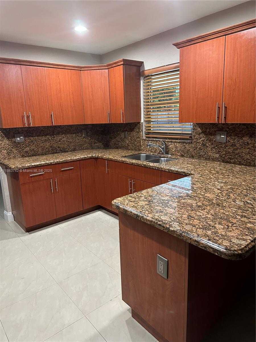 Small Image of 10805 SOUTH WEST 165TH TER, Miami Number 10