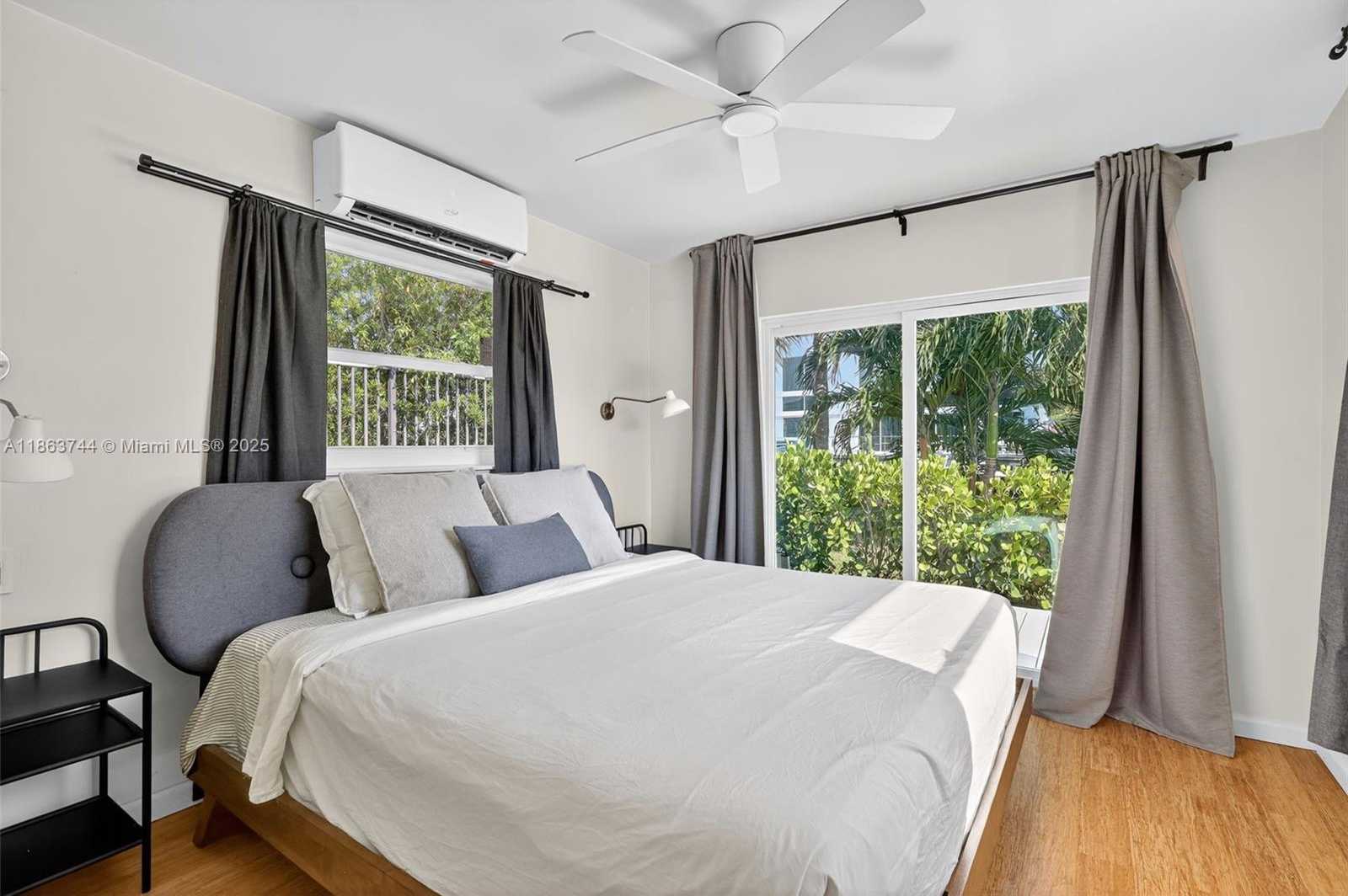 Small Image of 2095 KEYSTONE BLVD #2095, North Miami Number 33