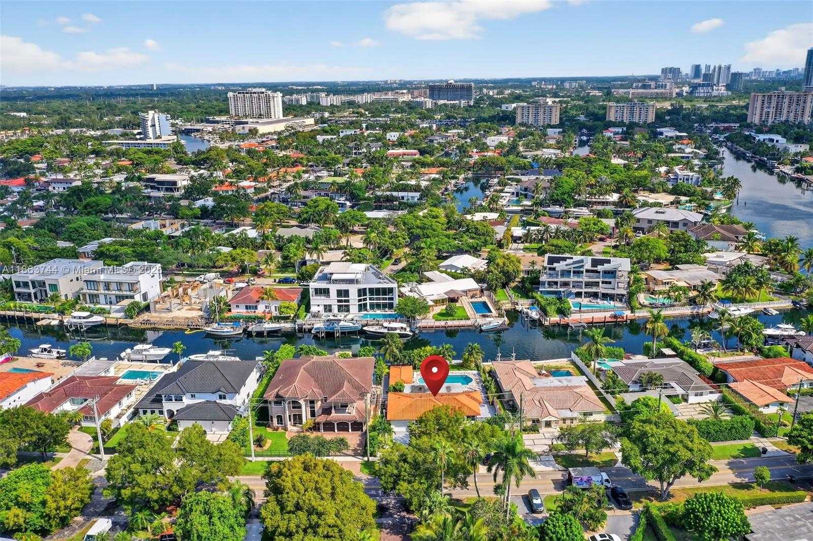 Small Image of 2095 KEYSTONE BLVD #2095, North Miami Number 53