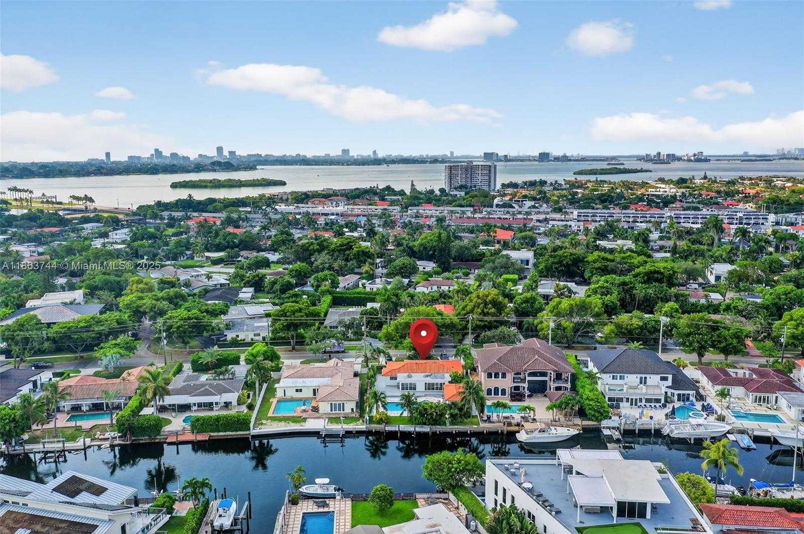 Small Image of 2095 KEYSTONE BLVD #2095, North Miami Number 55