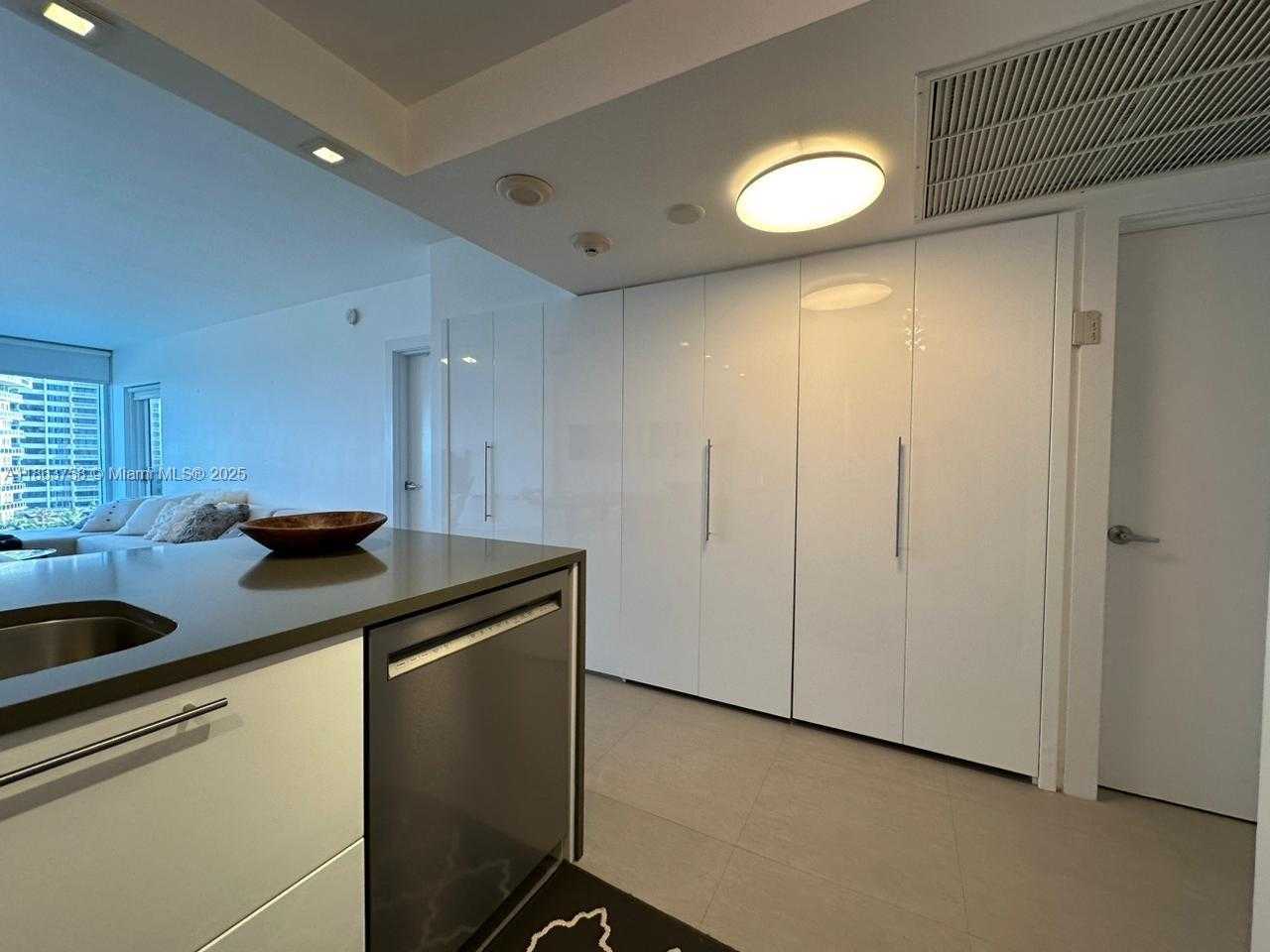 Small Image of 10275 COLLINS AVE #714, Bal Harbour Number 7