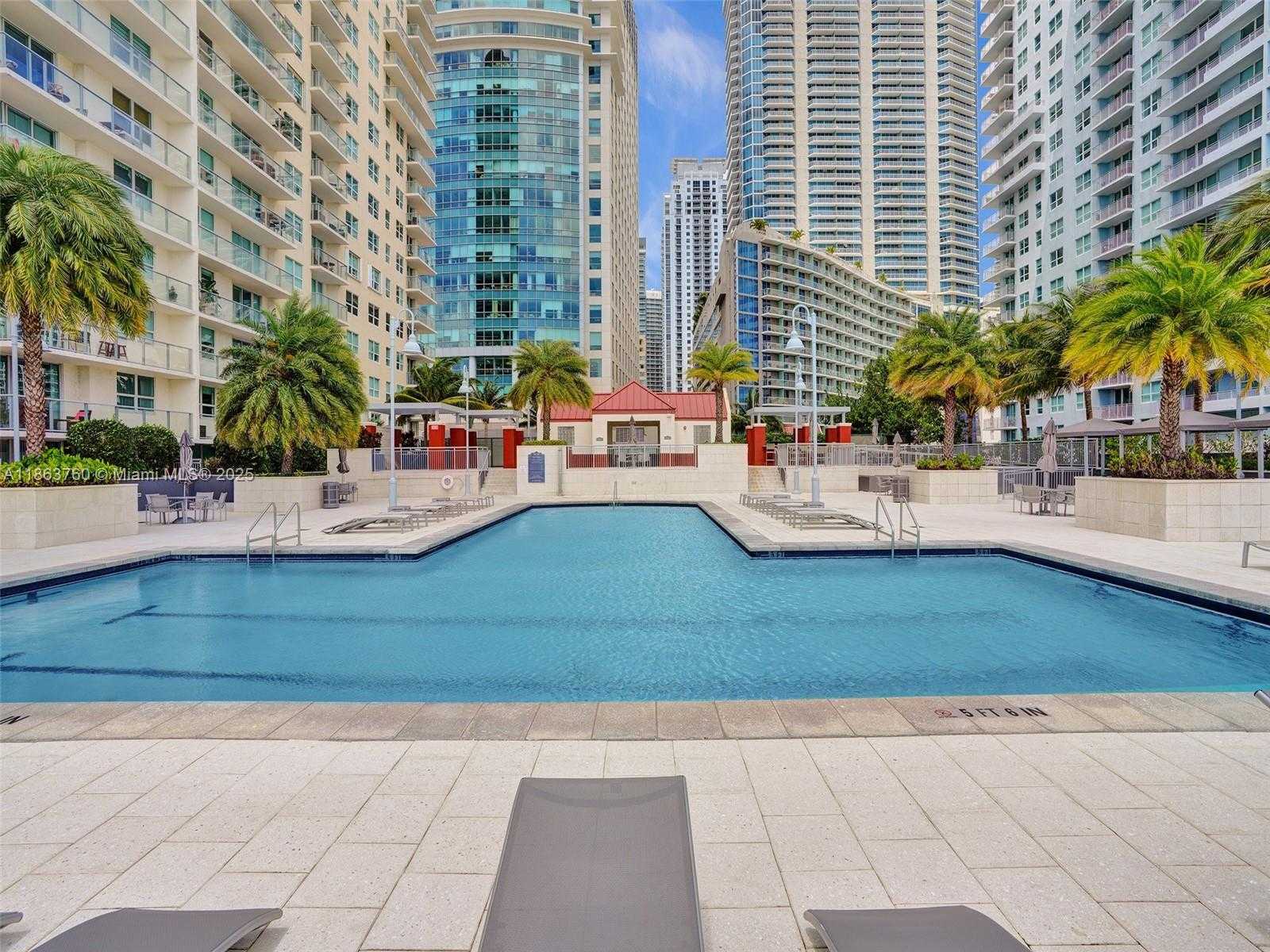 Small Image of 1155 BRICKELL BAY DR #3203, Miami Number 37