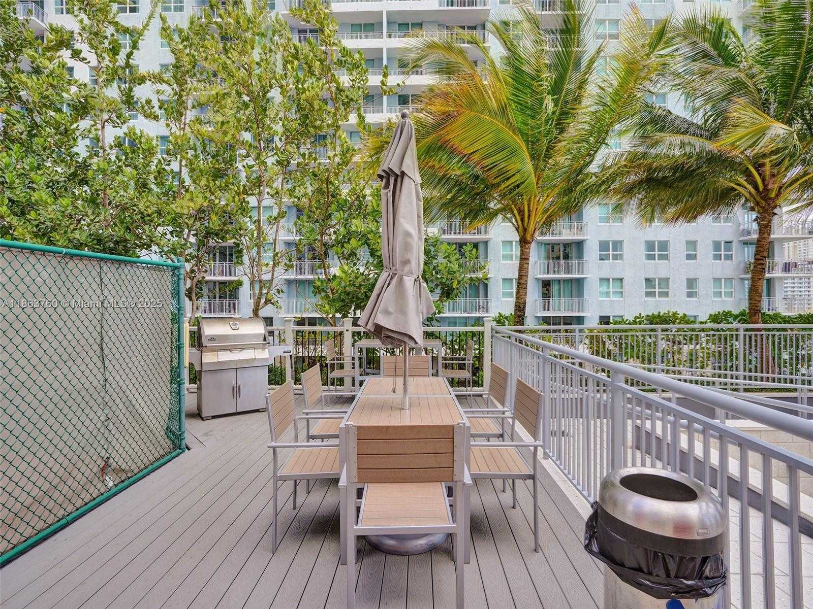 Small Image of 1155 BRICKELL BAY DR #3203, Miami Number 41
