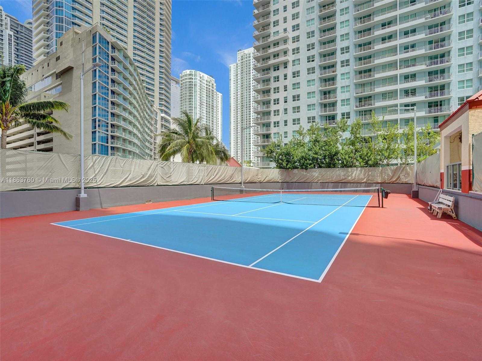 Small Image of 1155 BRICKELL BAY DR #3203, Miami Number 42