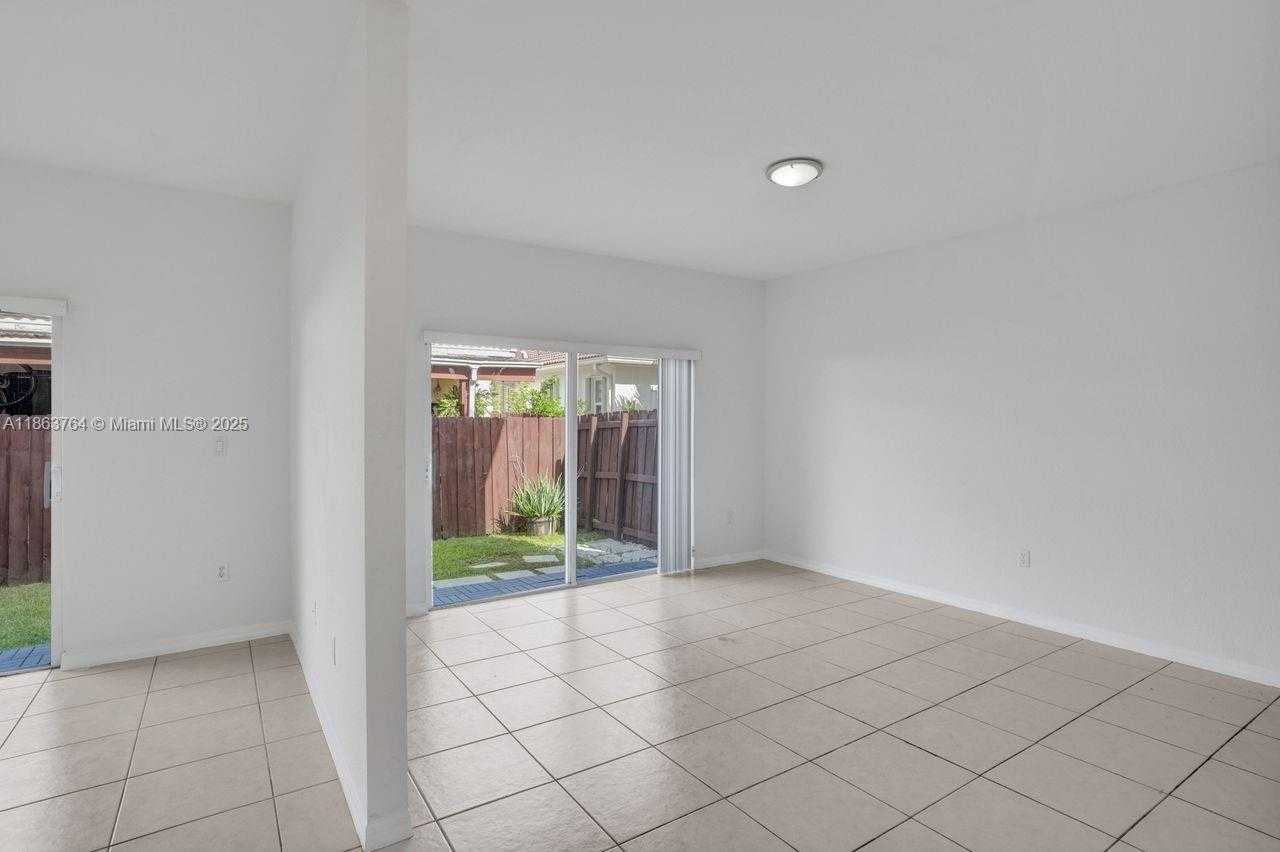 Small Image of 4417 NORTH WEST 113TH PL #4417, Doral Number 15