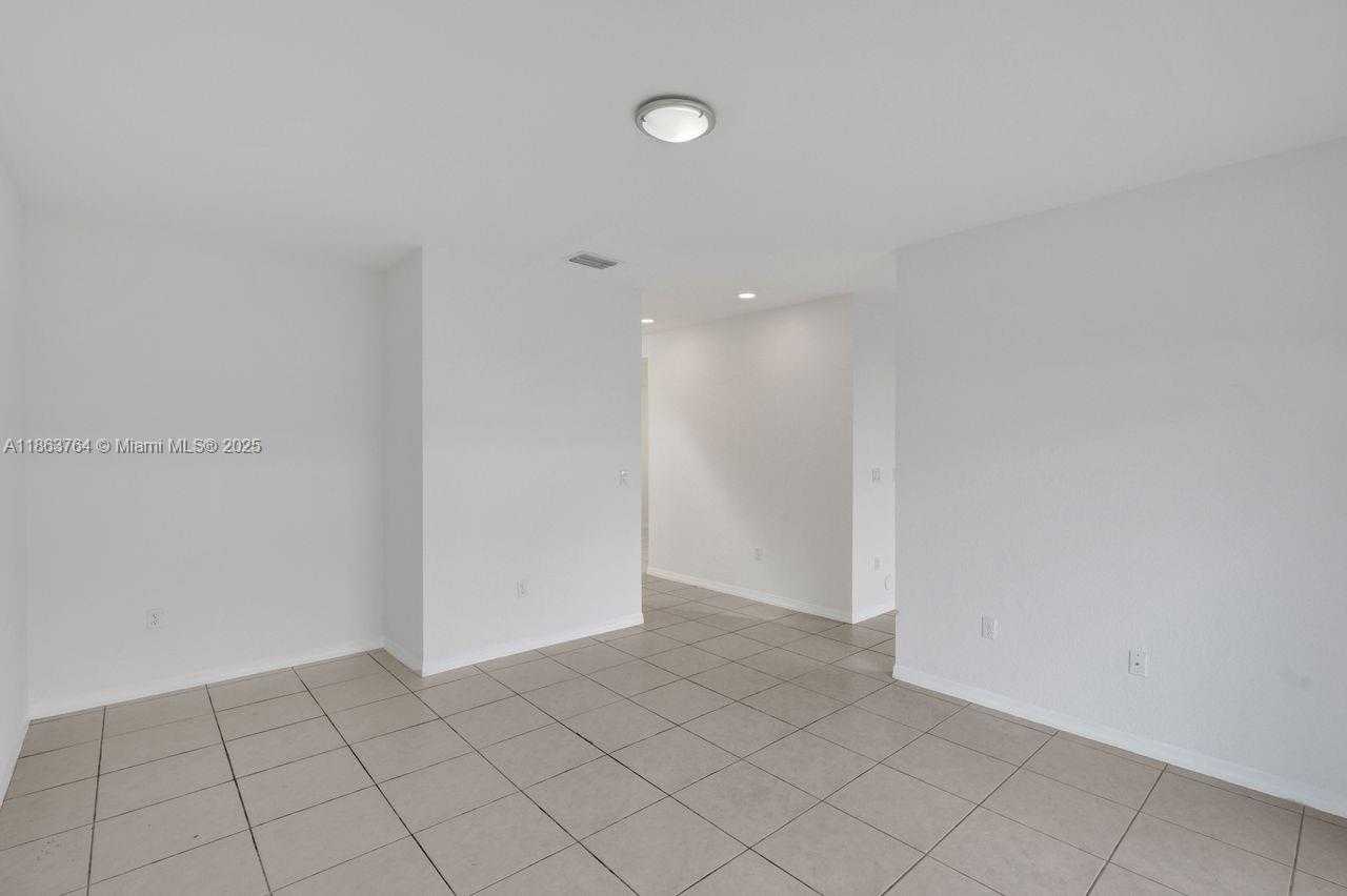 Small Image of 4417 NORTH WEST 113TH PL #4417, Doral Number 19