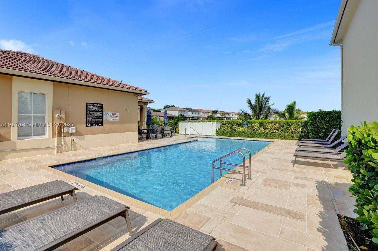 Small Image of 4417 NORTH WEST 113TH PL #4417, Doral Number 54