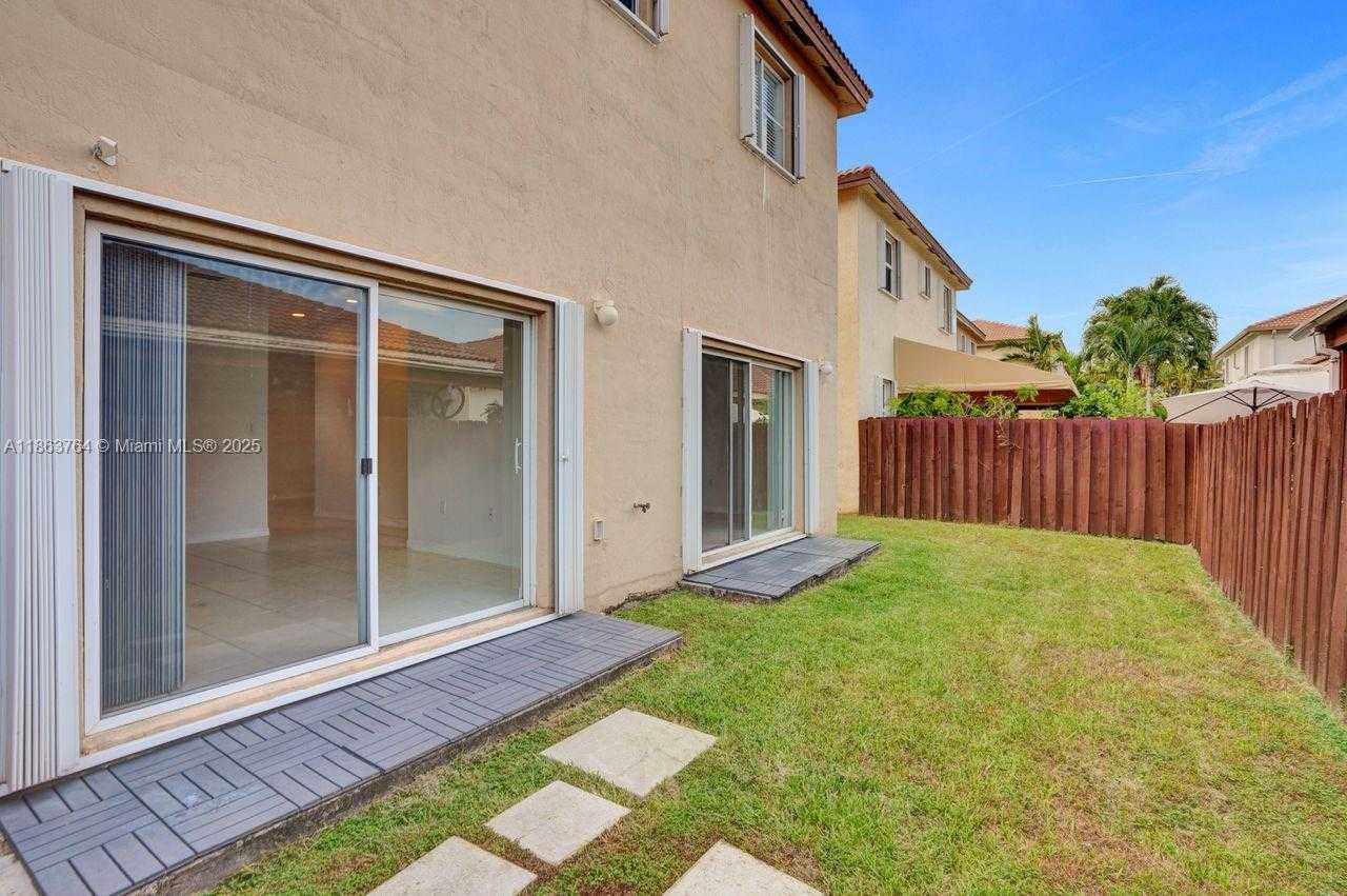 Small Image of 4417 NORTH WEST 113TH PL #4417, Doral Number 6