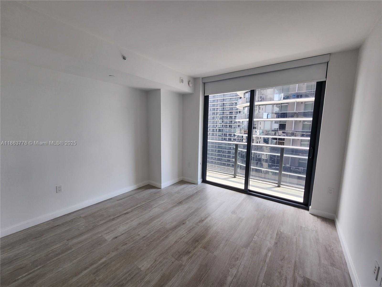 Small Image of 55 SOUTH WEST 9TH ST #3202, Miami Number 10