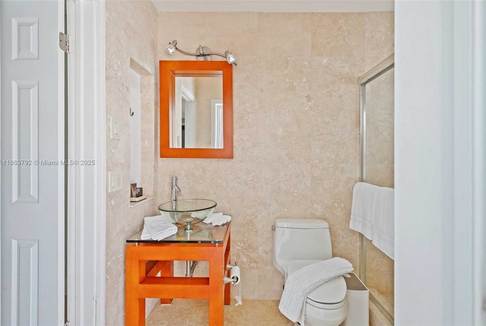 Small Image of 649 LAYNE BLVD, Hallandale Beach Number 16