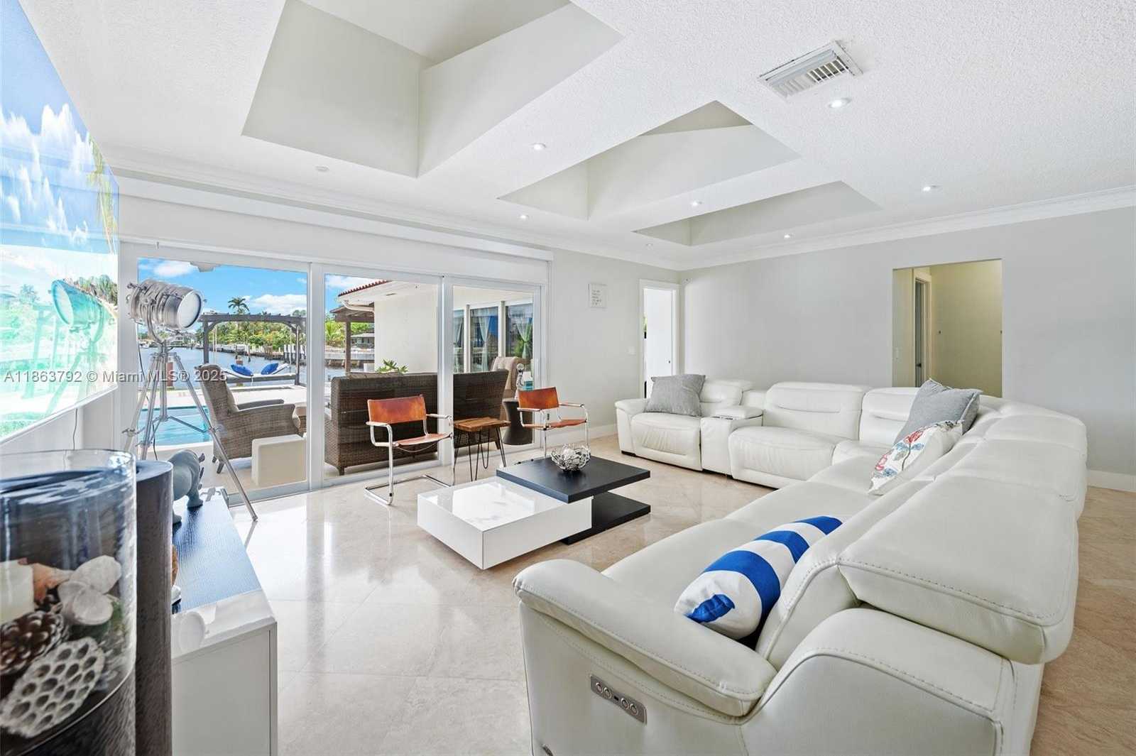 Small Image of 649 LAYNE BLVD, Hallandale Beach Number 20
