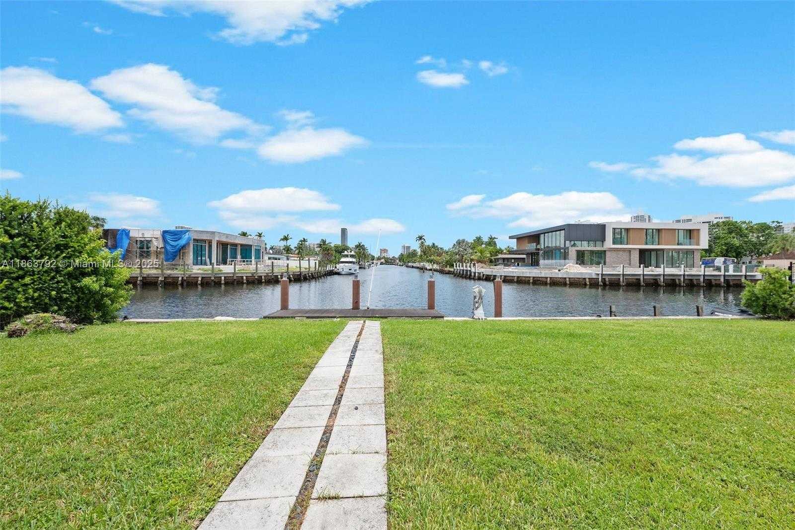Small Image of 649 LAYNE BLVD, Hallandale Beach Number 3